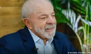 Presidente Lula assina medida provisória liberando FGTS para entidades filantrópicas