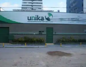 Trabalhadores terceirizados da educação em Pernambuco apreensivos com salários e benefícios atrasados