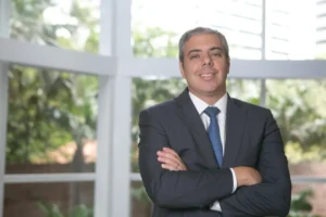 Representantes do Itaú e Nubank em reunião