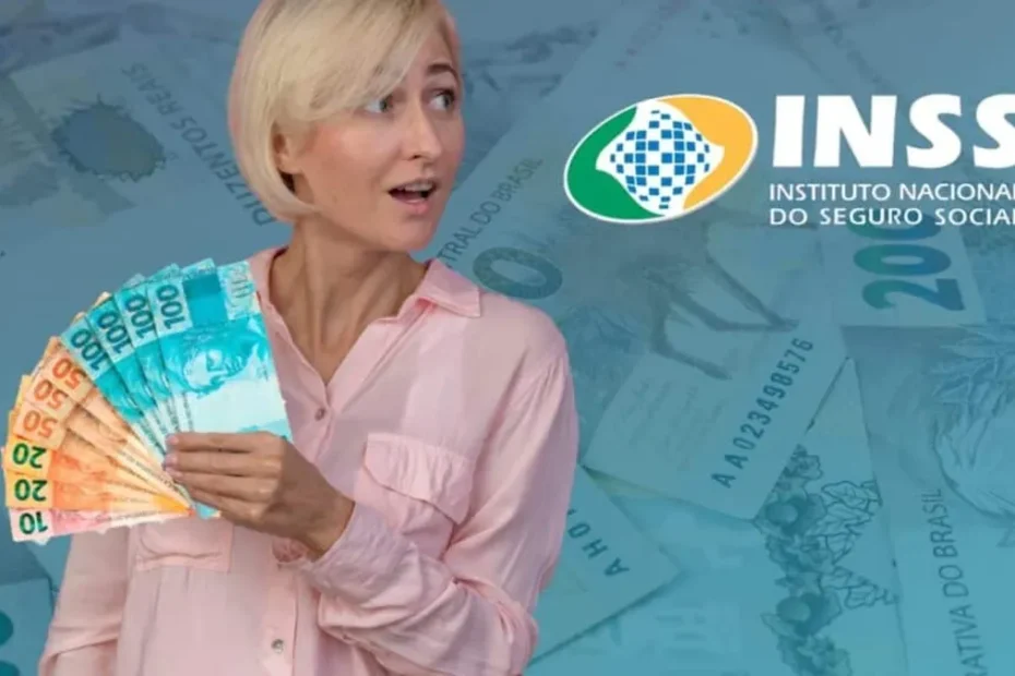 Idoso recebe extrato de pagamento do INSS