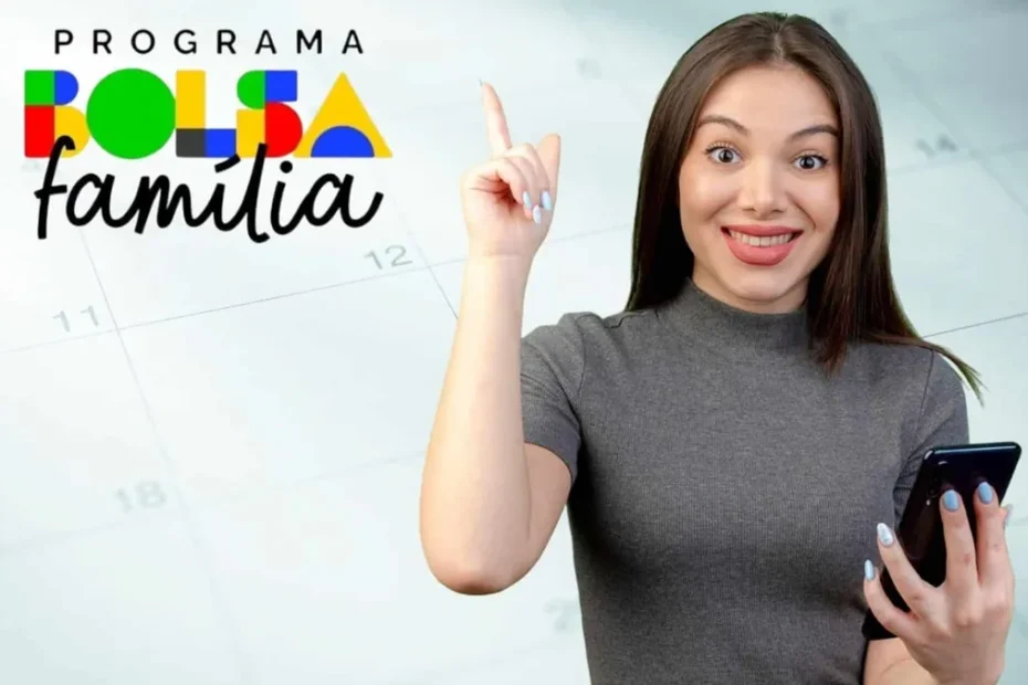 Família brasileira feliz recebendo benefício do Bolsa Família