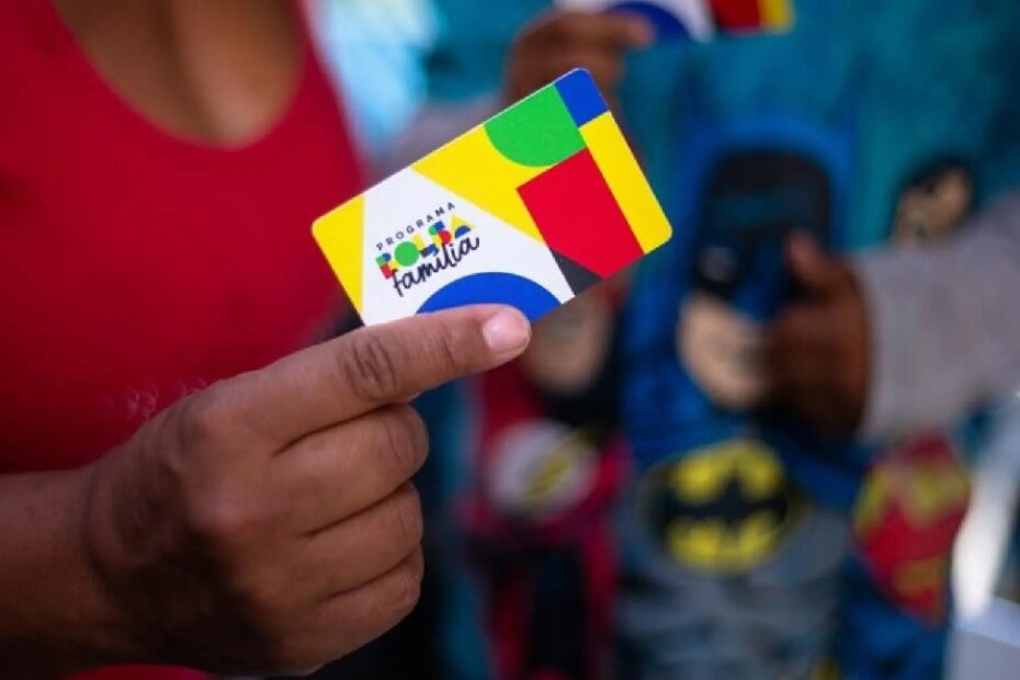 Família preocupada com atualizações do Bolsa Família