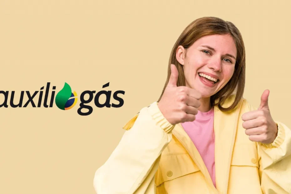 Família de baixa renda em uma cozinha simples, verificando o status do Auxílio Gás no celular, com um botijão de gás ao lado.
