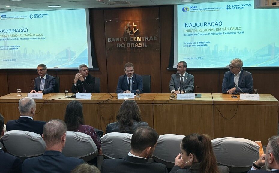 Diretores da Polícia Federal e Coaf assinam acordo de cooperação técnica para combater lavagem de dinheiro