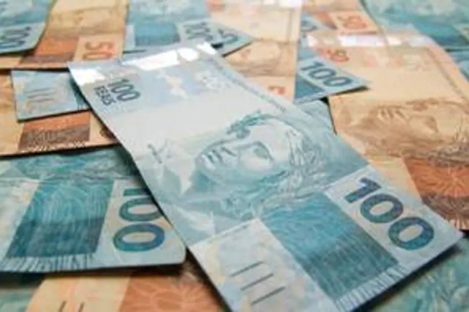 Prédio de prefeitura ou governo estadual representando finanças públicas e serviços