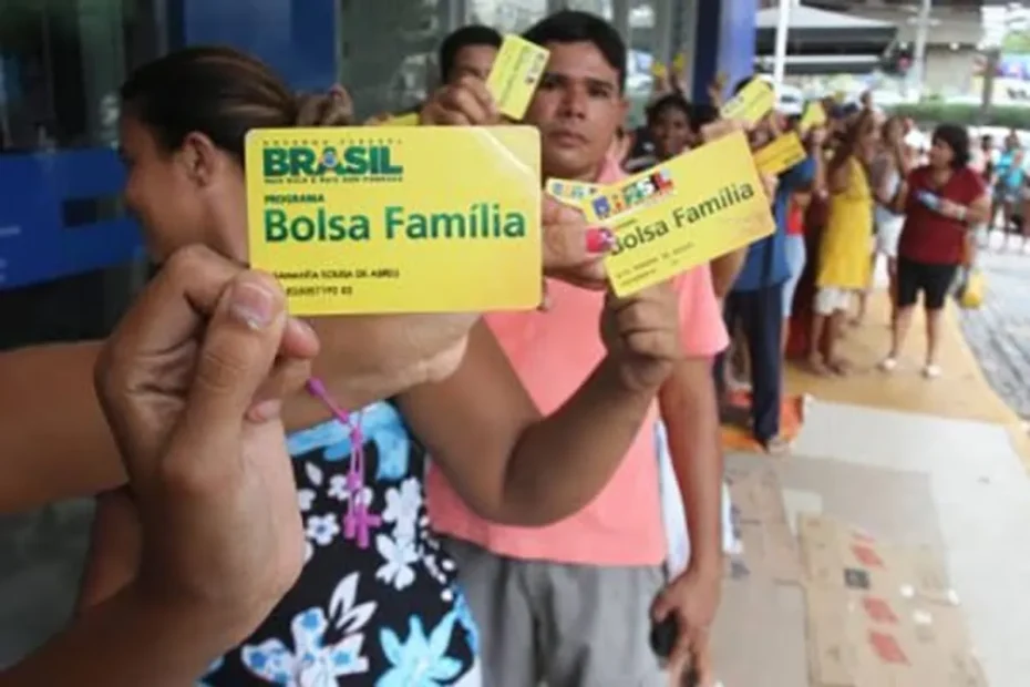 Casas populares no Acre representam cenário onde o Bolsa Família é essencial