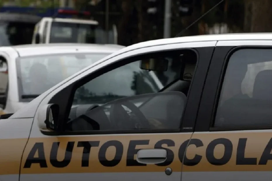 O programa CNH Social oferece uma chance para motoristas de baixa renda.