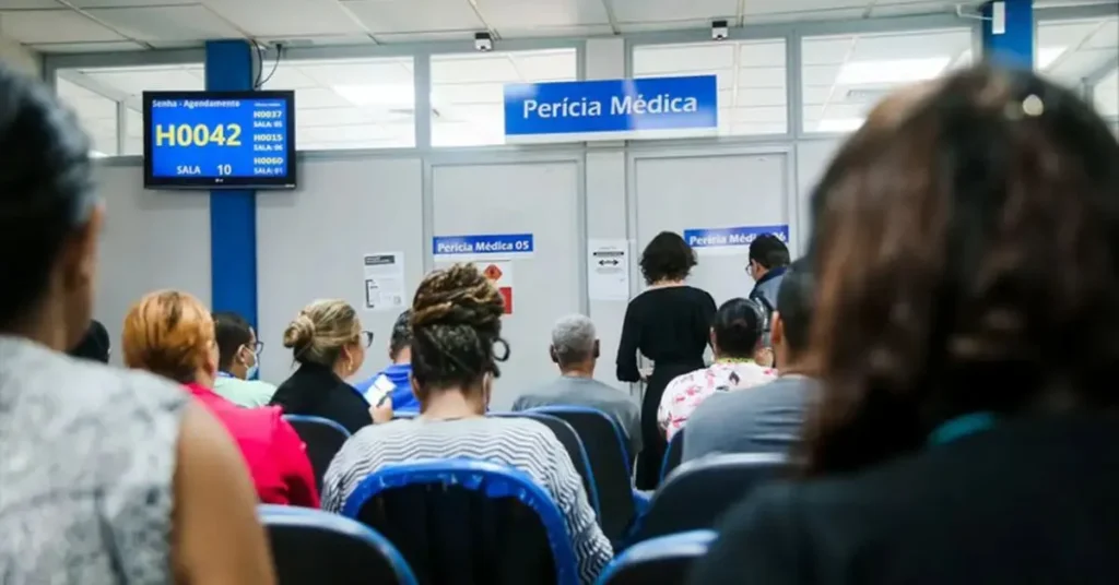 Governo afirma ter zerado a fila do INSS